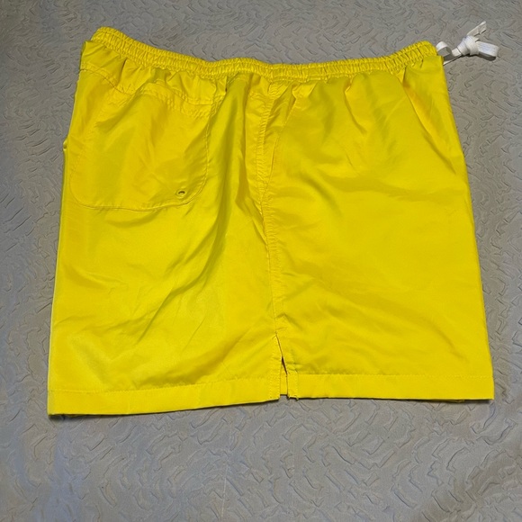 Nike Woven Flow Shorts - Picture 2 of 5
